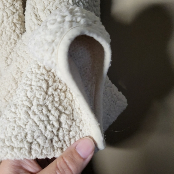 Zella 2x sherpa half zip cream sweater pocketed elastic wrist teddy jacket - Picture 3 of 6